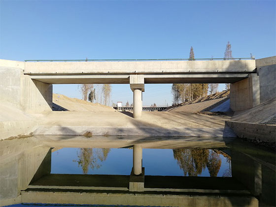 小墩跌水及小墩橋